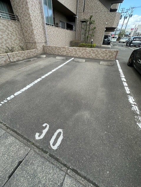 apartment 福島県福島市南矢野目字桜内
地図を見る