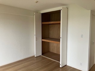 apartment 東京都渋谷区千駄ヶ谷４丁目19-18