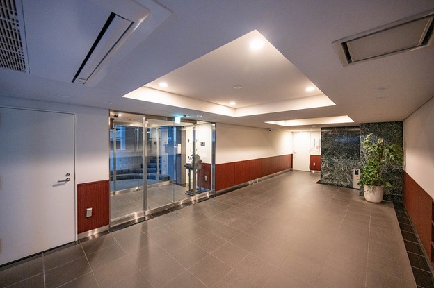 apartment 東京都中央区日本橋本町２丁目
地図を見る