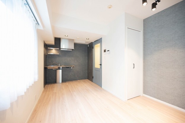 apartment 東京都中央区日本橋本町２丁目
地図を見る