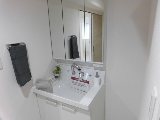 apartment 東京都渋谷区千駄ヶ谷４丁目19-18