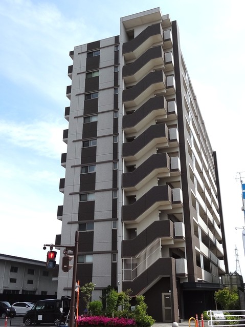 apartment 鳥取県米子市東福原４丁目
地図を見る