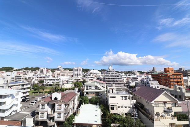 apartment 沖縄県宜野湾市真志喜２丁目
地図を見る