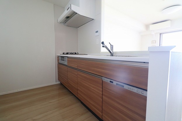 apartment 東京都渋谷区千駄ヶ谷４丁目19-18