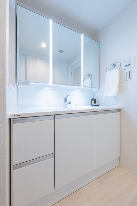 apartment 東京都渋谷区千駄ヶ谷４丁目19-18