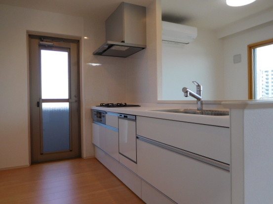 apartment 東京都渋谷区千駄ヶ谷４丁目19-18