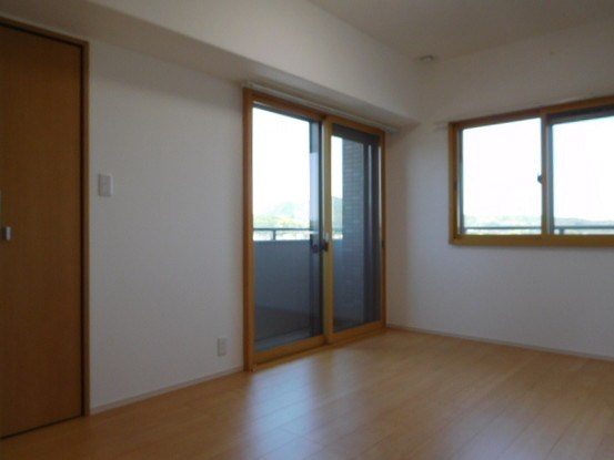 apartment 東京都渋谷区千駄ヶ谷４丁目19-18