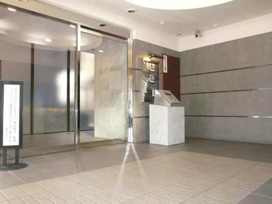 apartment 東京都渋谷区千駄ヶ谷４丁目19-18