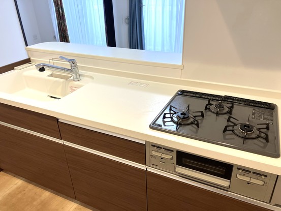 apartment 千葉県千葉市美浜区稲毛海岸２丁目
地図を見る