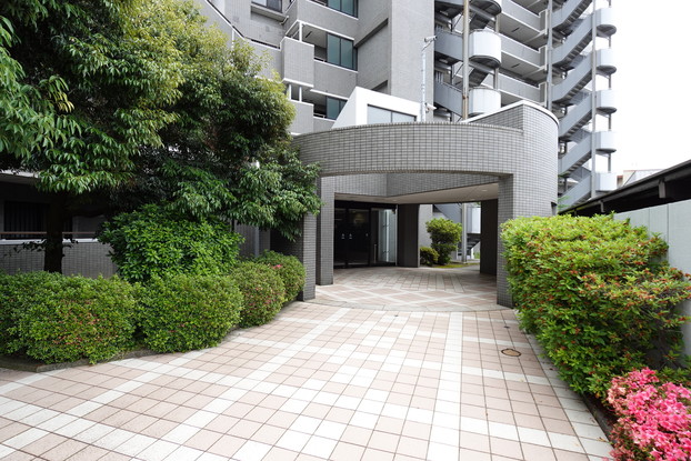 apartment 東京都渋谷区千駄ヶ谷４丁目19-18