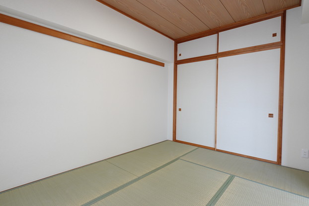apartment 東京都渋谷区千駄ヶ谷４丁目19-18