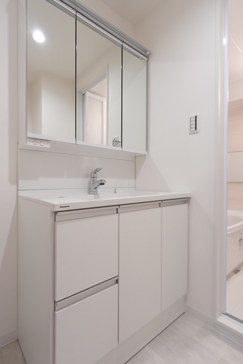 apartment 東京都渋谷区千駄ヶ谷４丁目19-18