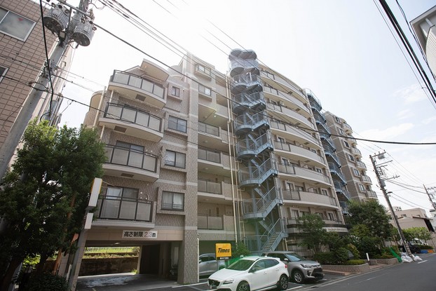 apartment 東京都渋谷区千駄ヶ谷４丁目19-18
