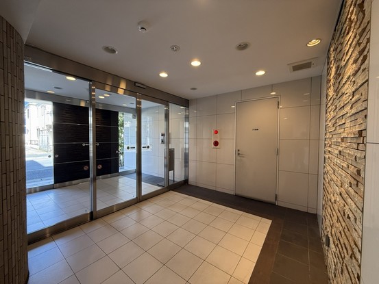 apartment 東京都渋谷区千駄ヶ谷４丁目19-18