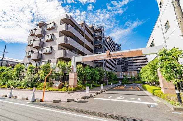 apartment 東京都渋谷区千駄ヶ谷４丁目19-18