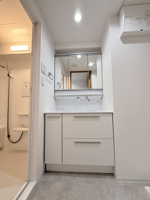apartment 東京都渋谷区千駄ヶ谷４丁目19-18