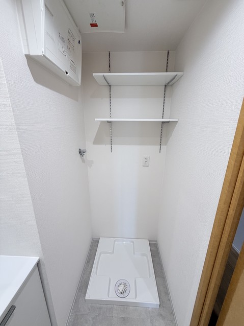apartment 東京都渋谷区千駄ヶ谷４丁目19-18