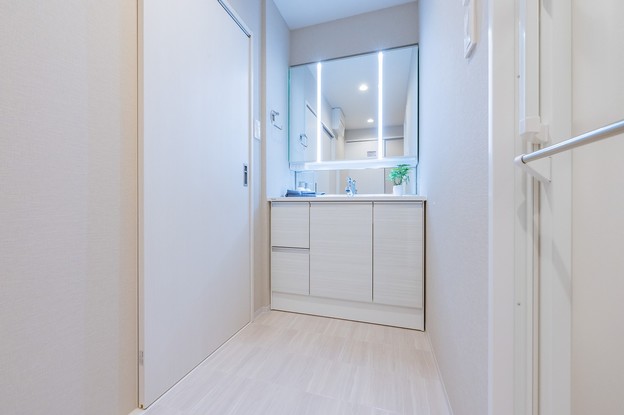 apartment 東京都渋谷区千駄ヶ谷４丁目19-18
