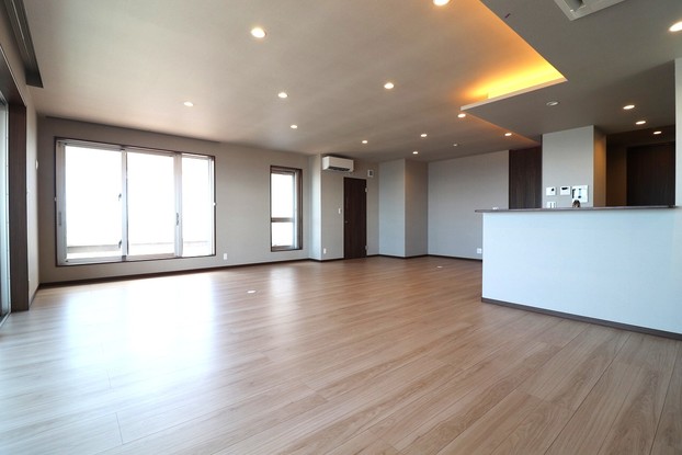 apartment 沖縄県中頭郡北谷町字宮城
地図を見る
