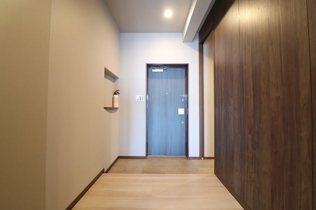 apartment 沖縄県中頭郡北谷町字宮城
地図を見る