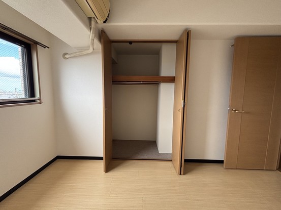 apartment 東京都渋谷区千駄ヶ谷４丁目19-18