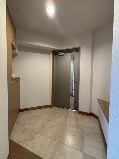 apartment 東京都渋谷区千駄ヶ谷４丁目19-18