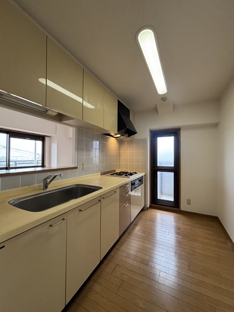 apartment 東京都渋谷区千駄ヶ谷４丁目19-18