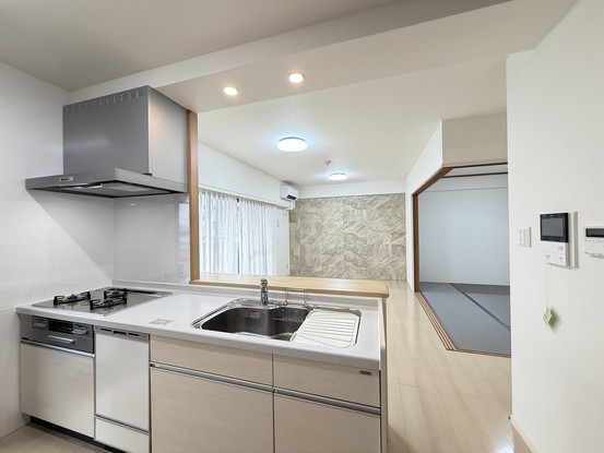 apartment 東京都渋谷区千駄ヶ谷４丁目19-18