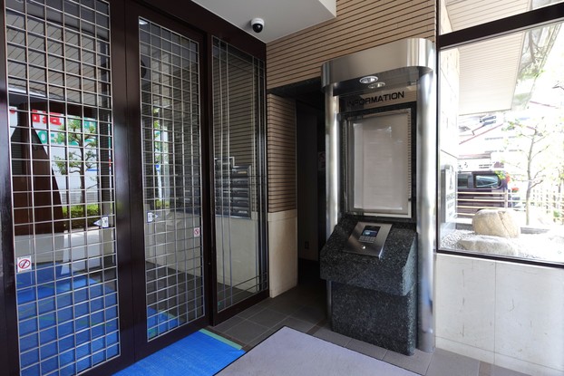 apartment 東京都渋谷区千駄ヶ谷４丁目19-18