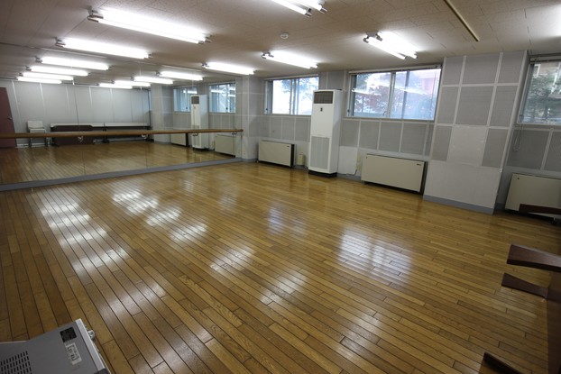 apartment 東京都渋谷区千駄ヶ谷４丁目19-18