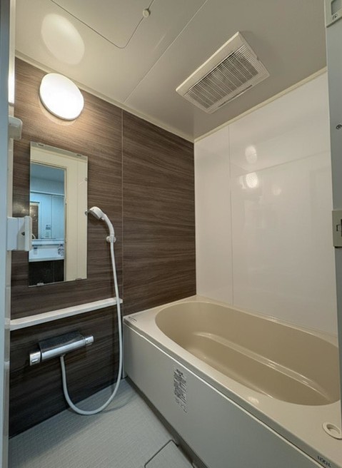 apartment 東京都渋谷区千駄ヶ谷４丁目19-18