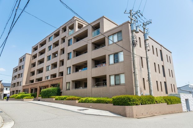 apartment 東京都渋谷区千駄ヶ谷４丁目19-18