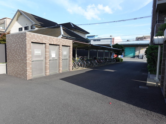 apartment 東京都渋谷区千駄ヶ谷４丁目19-18