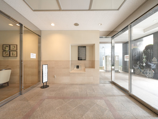 apartment 東京都渋谷区千駄ヶ谷４丁目19-18