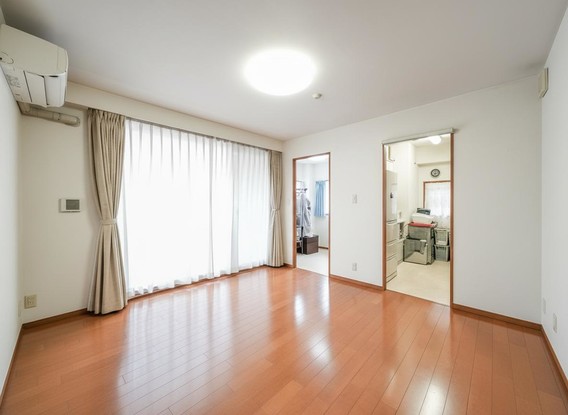 apartment 東京都渋谷区千駄ヶ谷４丁目19-18
