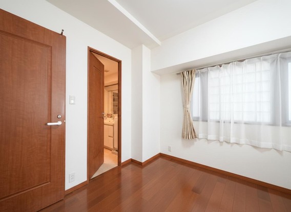 apartment 東京都渋谷区千駄ヶ谷４丁目19-18