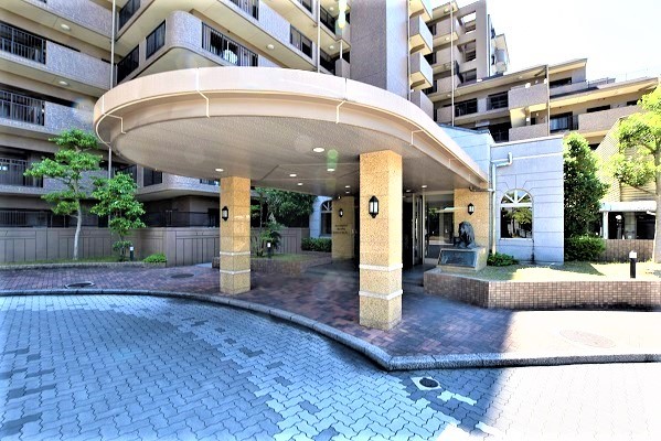 apartment 東京都渋谷区千駄ヶ谷４丁目19-18