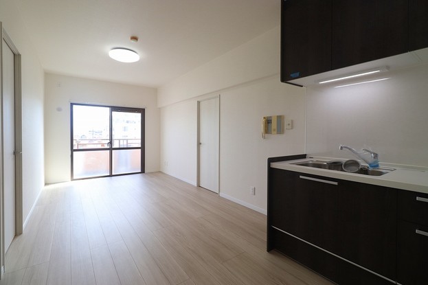 apartment 東京都渋谷区千駄ヶ谷４丁目19-18