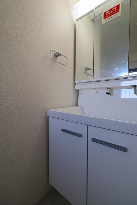 apartment 東京都渋谷区千駄ヶ谷４丁目19-18