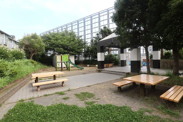 apartment 神奈川県藤沢市城南３丁目
地図を見る