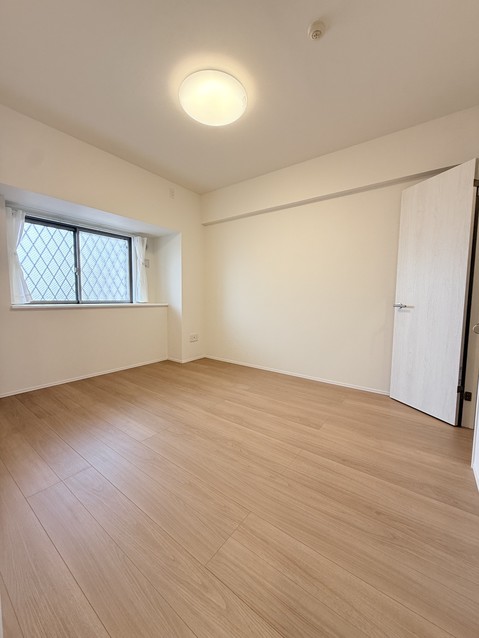 apartment 東京都渋谷区千駄ヶ谷４丁目19-18