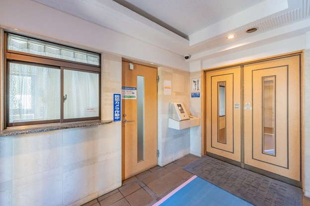 apartment 東京都渋谷区千駄ヶ谷４丁目19-18