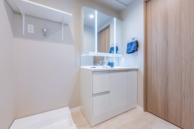 apartment 東京都渋谷区千駄ヶ谷４丁目19-18