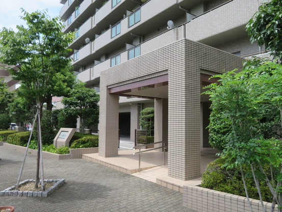 apartment 東京都渋谷区千駄ヶ谷４丁目19-18