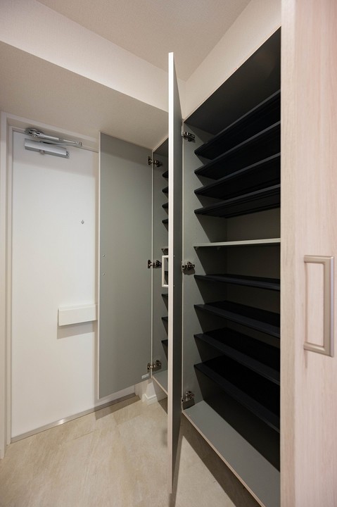 apartment 東京都渋谷区千駄ヶ谷４丁目19-18