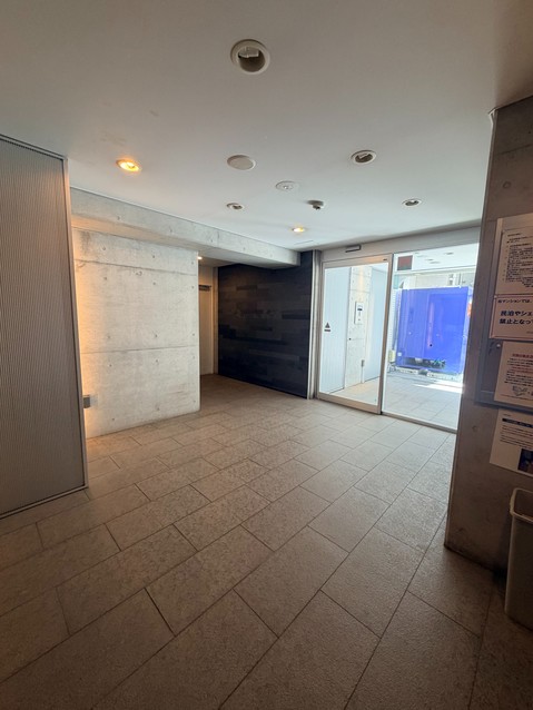apartment 東京都千代田区神田錦町１丁目
地図を見る