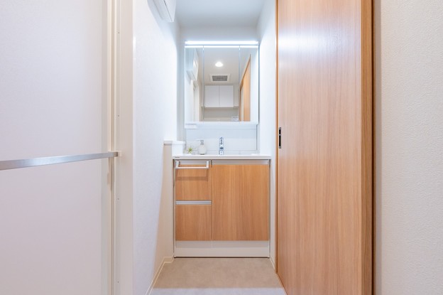 apartment 東京都渋谷区千駄ヶ谷４丁目19-18