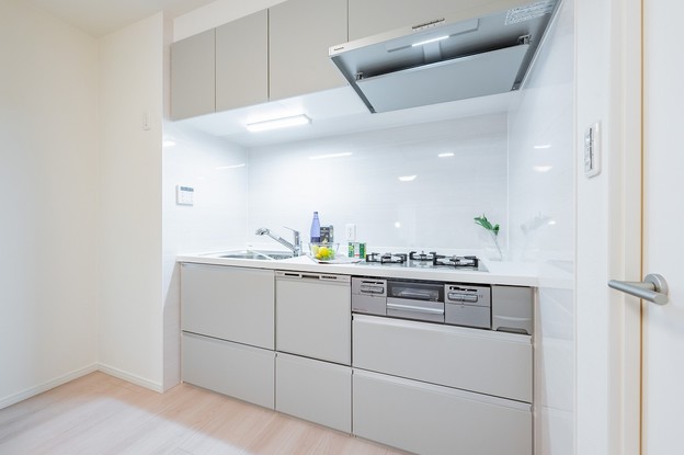 apartment 東京都渋谷区千駄ヶ谷４丁目19-18