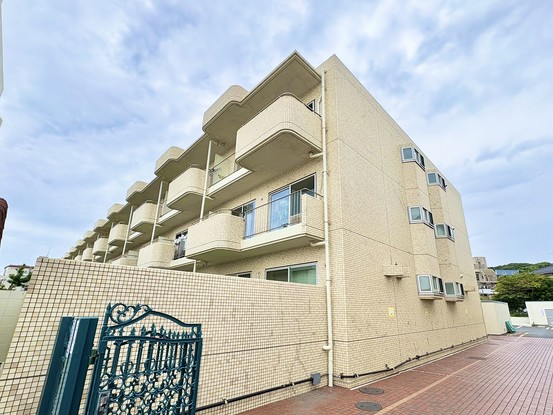 apartment 神奈川県鎌倉市腰越３丁目
地図を見る