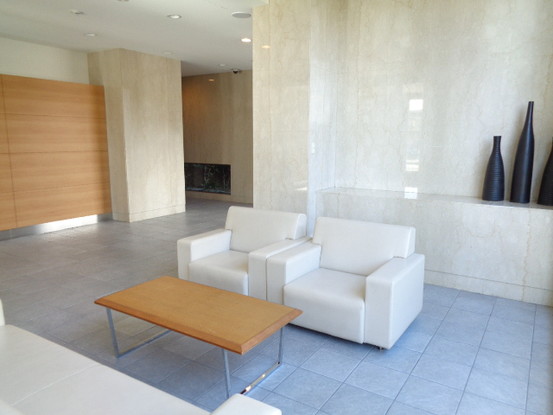 apartment 東京都渋谷区千駄ヶ谷４丁目19-18